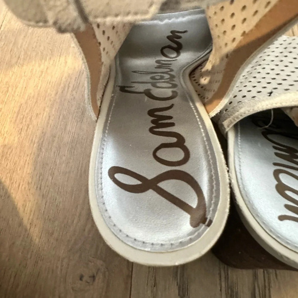 Sam Edelman Peep Toe Heels, Perforated, Ivory, 8.5, 3.5 inch heel - Picture 5 of 7